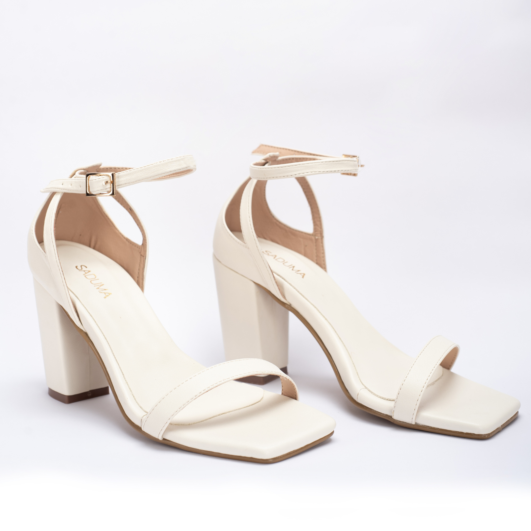 HALLEY HEELS