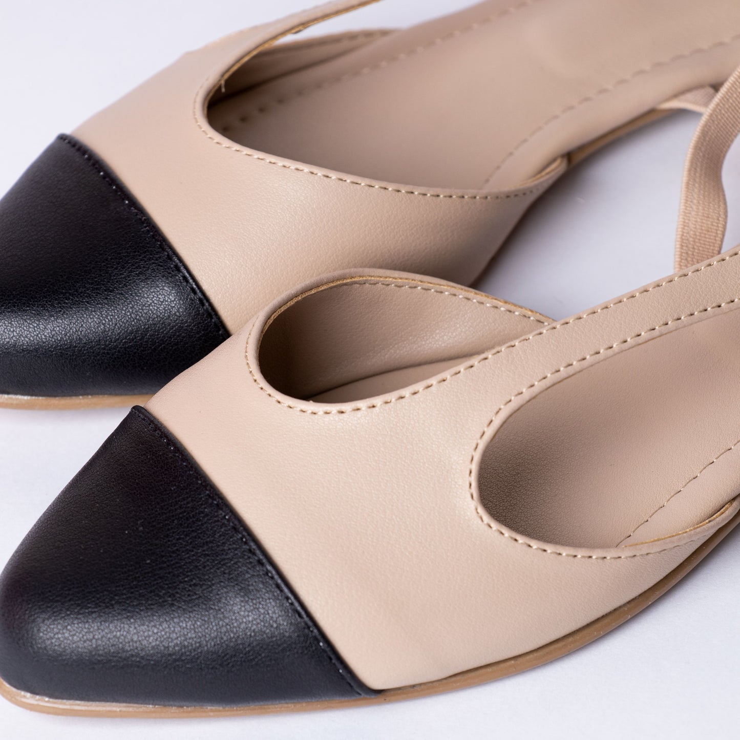 GLOW BALLET FLATS